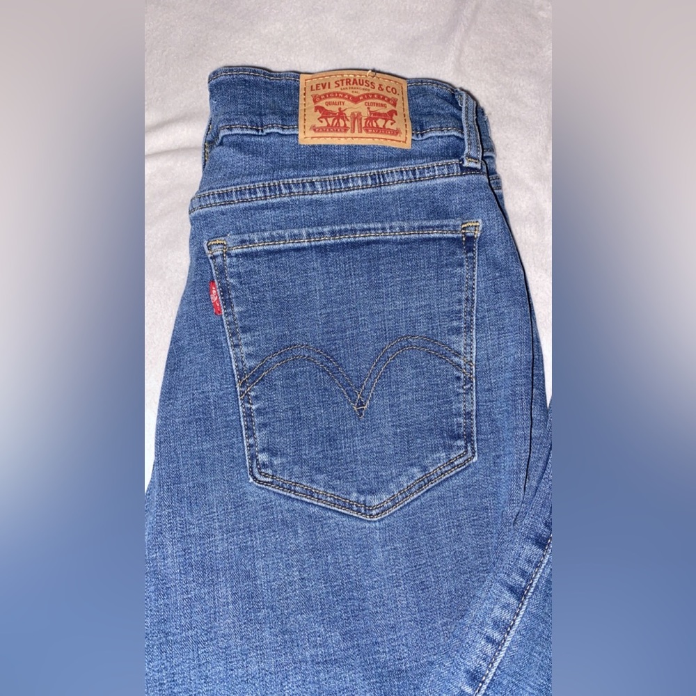 Levi women’s jeans